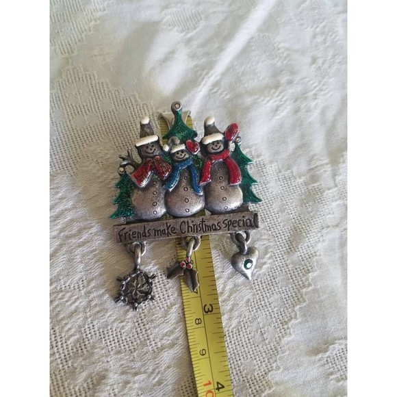Pewter Christmas Brooch, "Friends Make Christmas Special" AJMC Brooch - Picture 7 of 10
